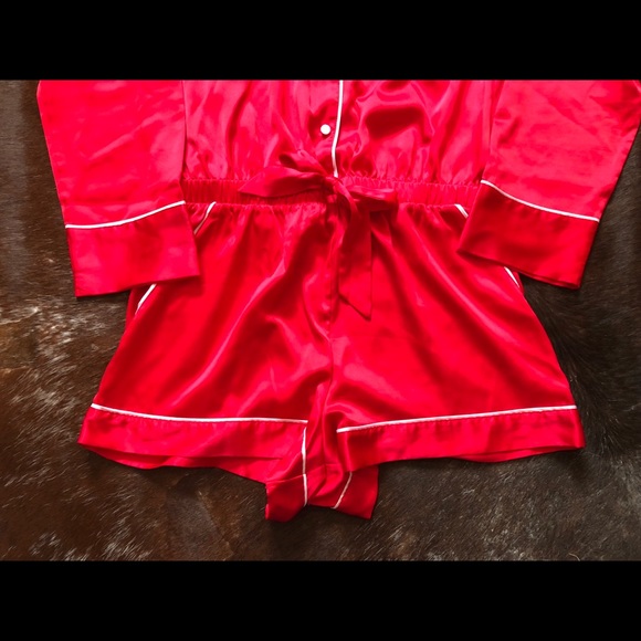 Victoria Secret romper - Picture 4 of 4